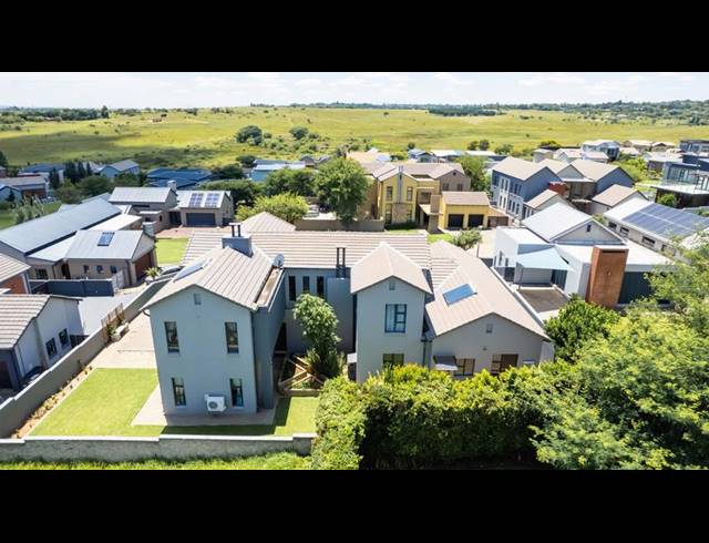 5 BEDROOM HOUSE FOR SALE IN COPPERLEAF ESTATE